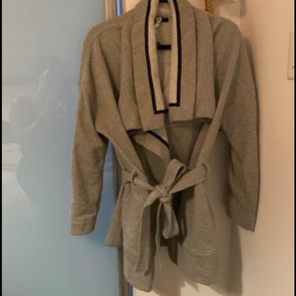 Lululemon wrap sweater - Picture 1 of 4